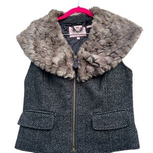 Juicy couture women’s wool blend vest full zip faux fur collar Size M preppy